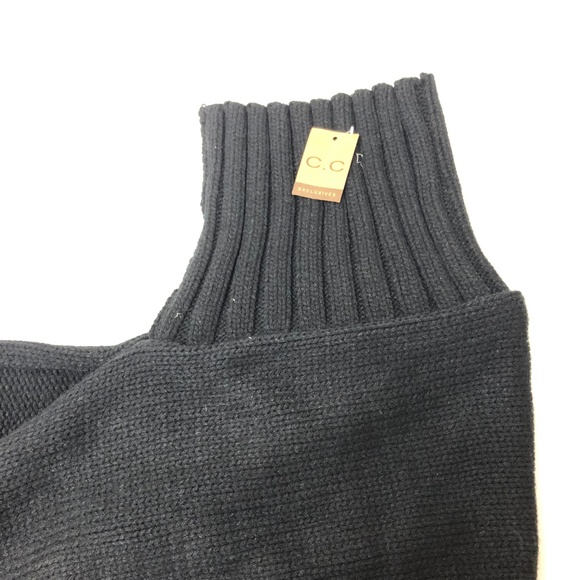 Brand New Asymmetrical Turtleneck + Scarf - Picture 3 of 3